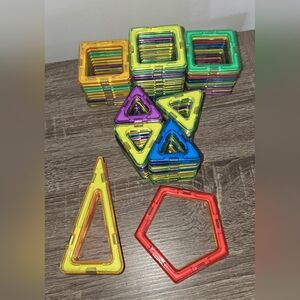 Magformers 82 Piece Magnetic Building Tiles Set with Various Shapes